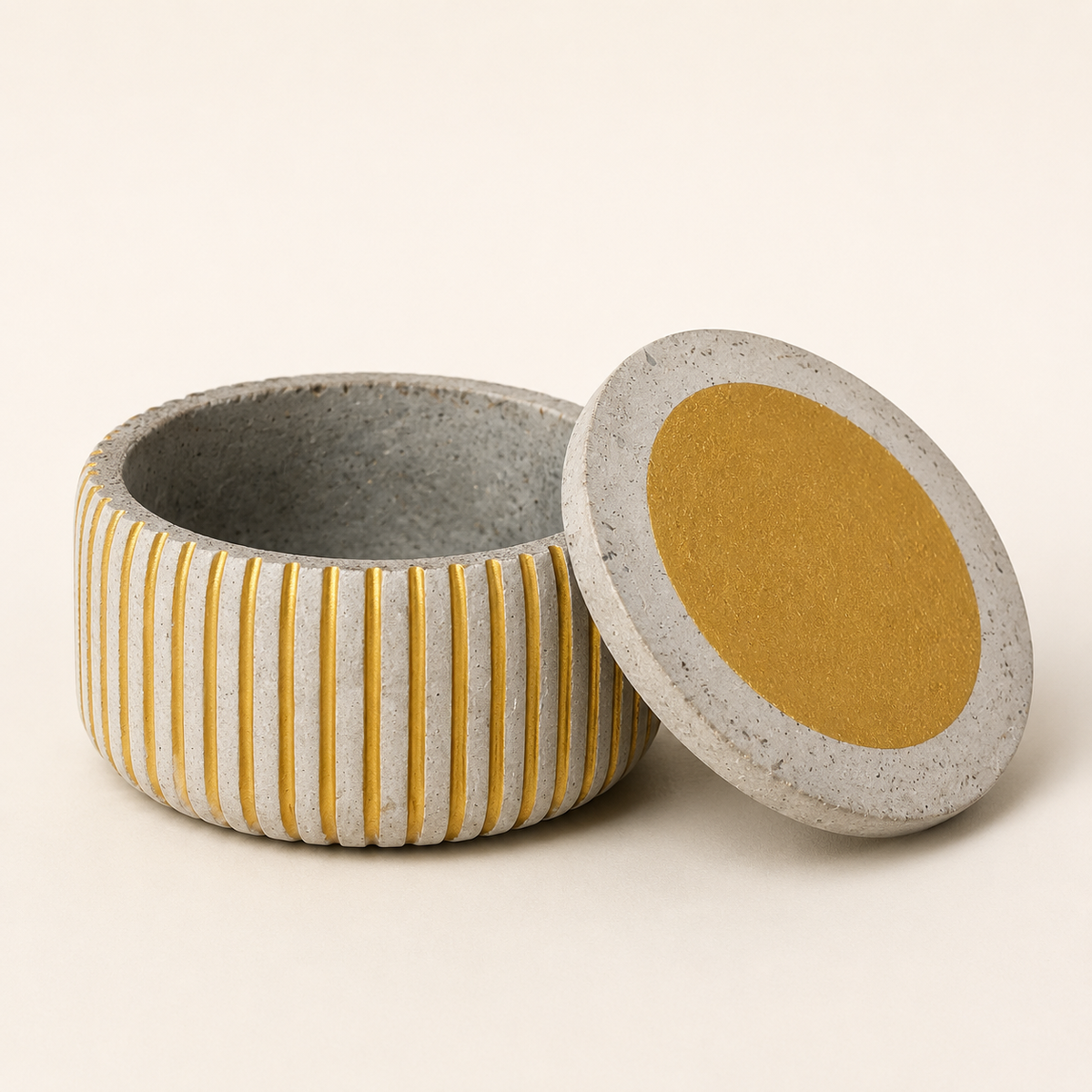Fluted concrete canister with lid – gold-tone lines