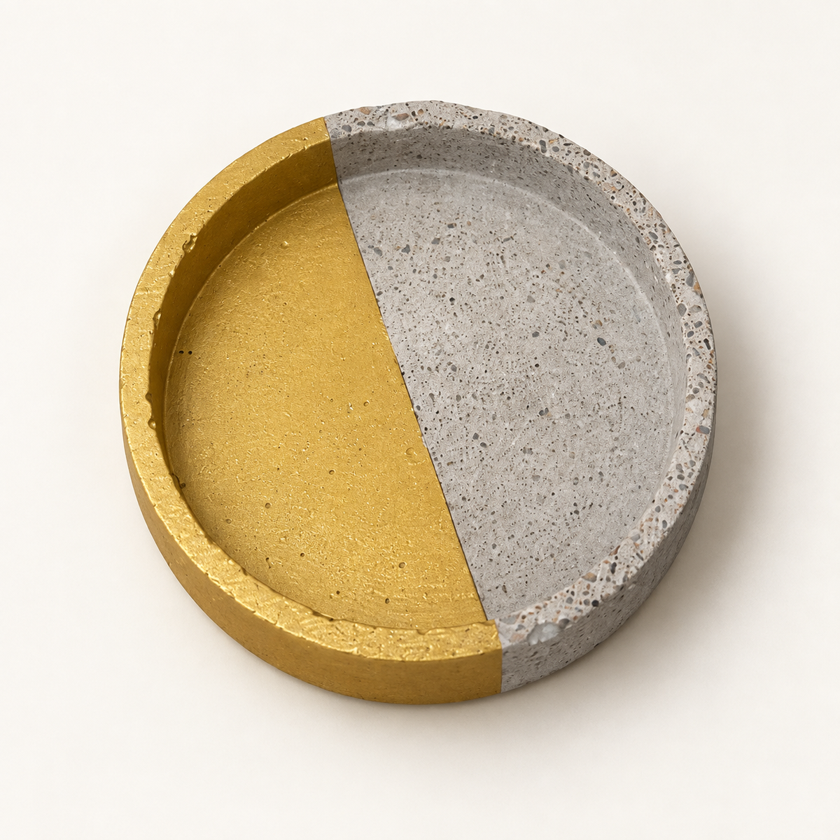 Beton-Untersetzer – Rund Ø 8 cm – Design 1 – Studioansicht