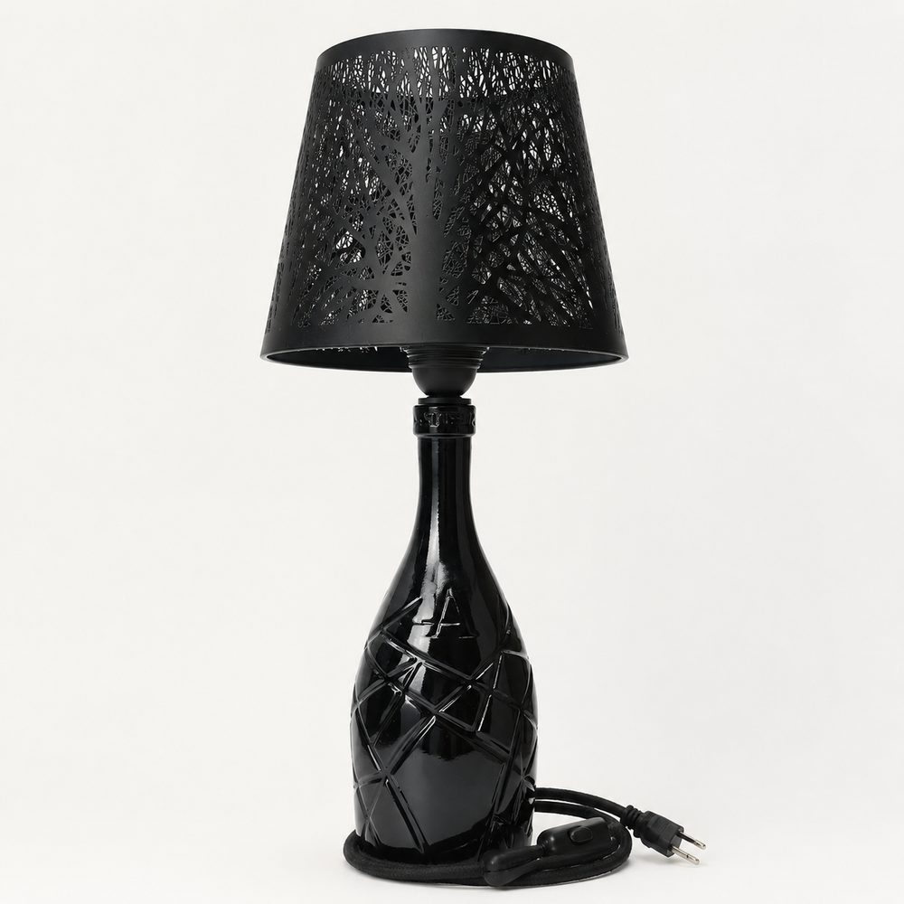 Black Beauty – Flaschenlampe