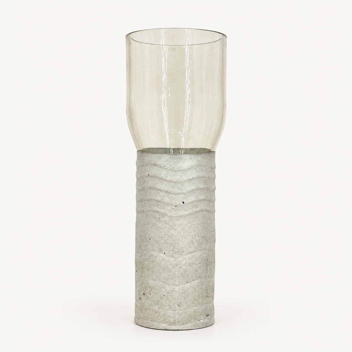 Bottle vase – clear, tall wavy base