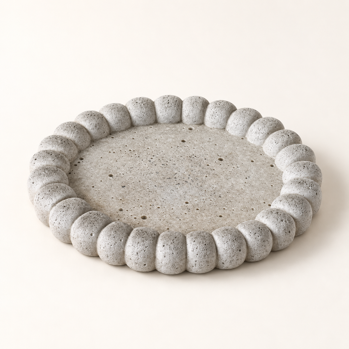 Beton-Untersetzer – Rillen klein – Natur – Schrägansicht